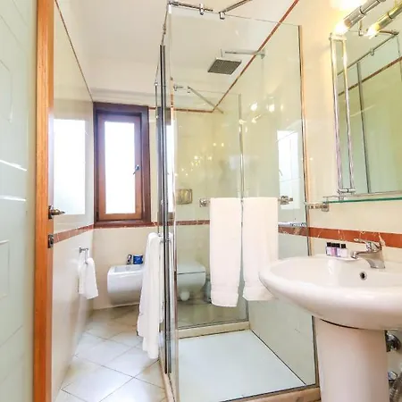 Hotel Brilant Antik Center Tirana