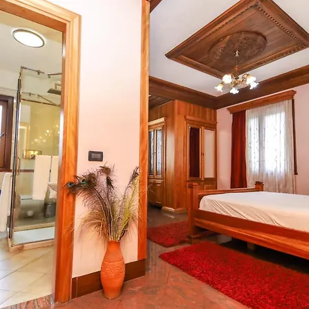 Brilant Antik Center Hotel 4*