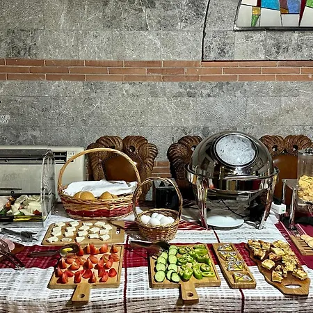 Brilant Antik Center