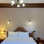 Brilant Antik Center 4*