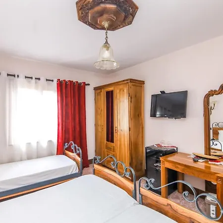 酒店 Brilant Antik Center 4*