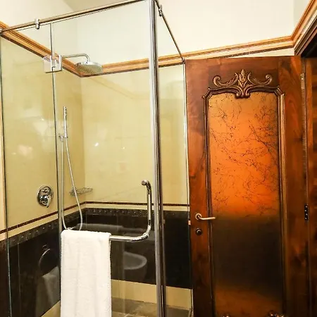 Brilant Antik Center