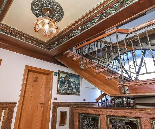 מלון Brilant Antik Center