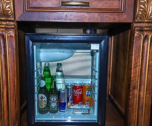 Brilant Antik Center מלון