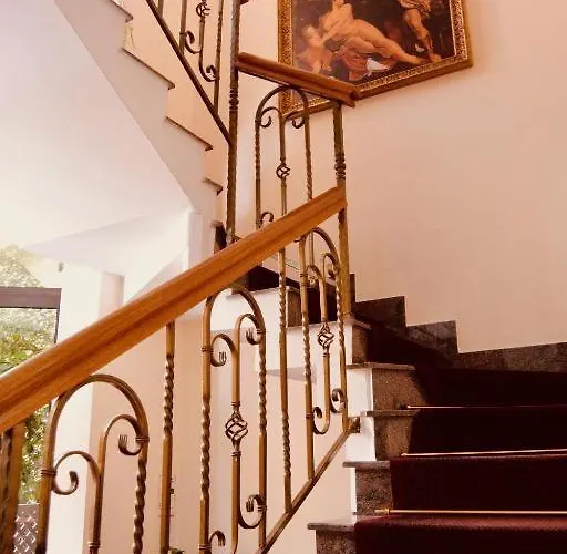 Brilant Antik Center Hotel